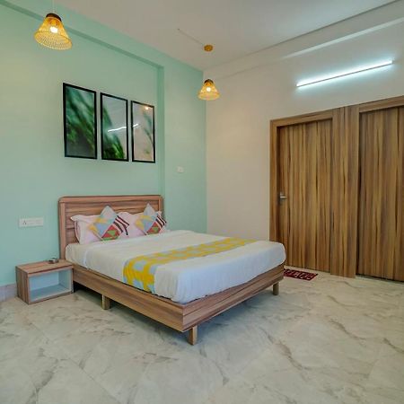 Oyo 79233 Hotel Hive Stays Kochi Kültér fotó