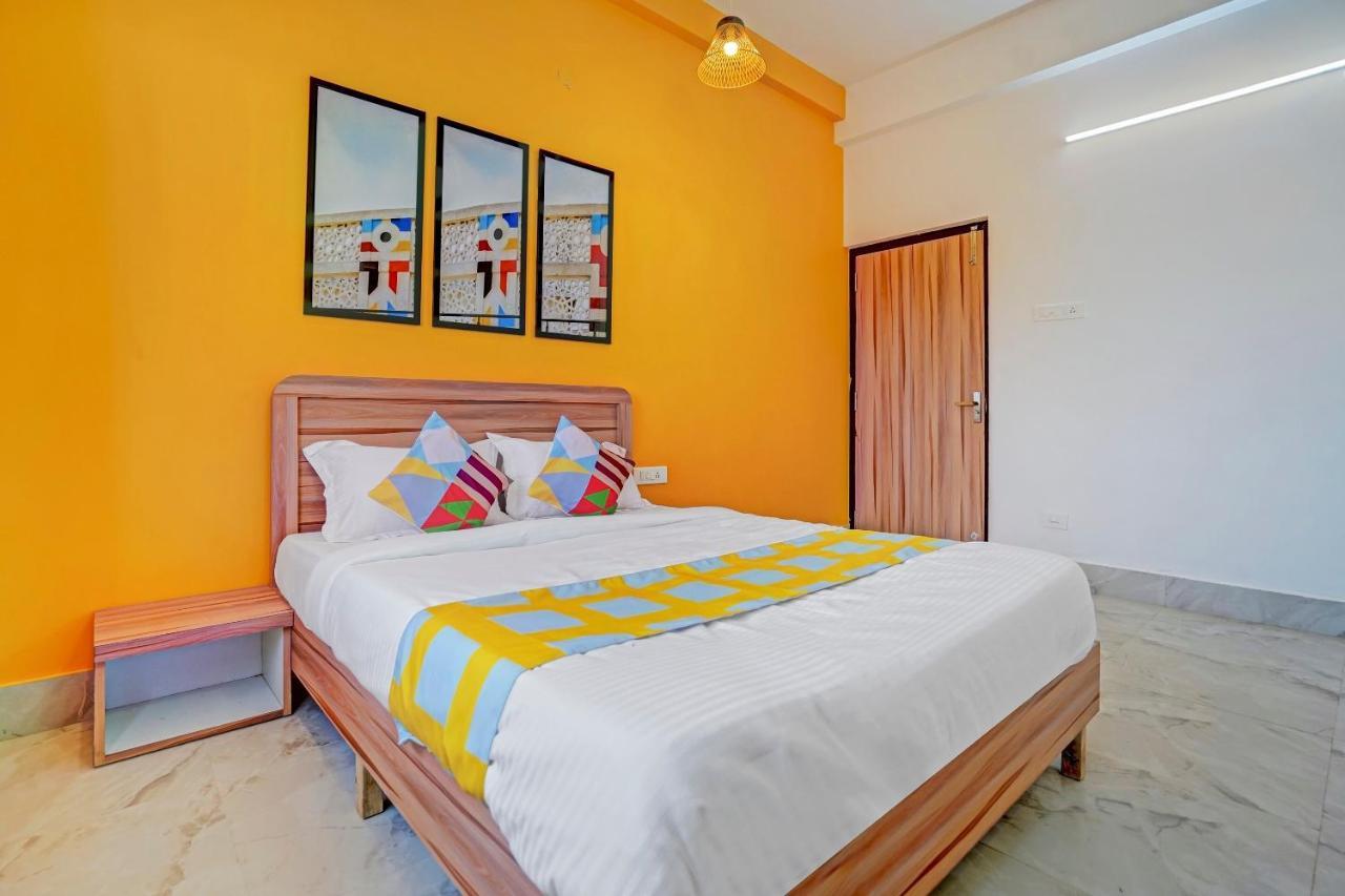 Oyo 79233 Hotel Hive Stays Kochi Kültér fotó